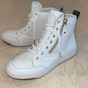 Michael Kors  genuine leather white high sneakers new without tag